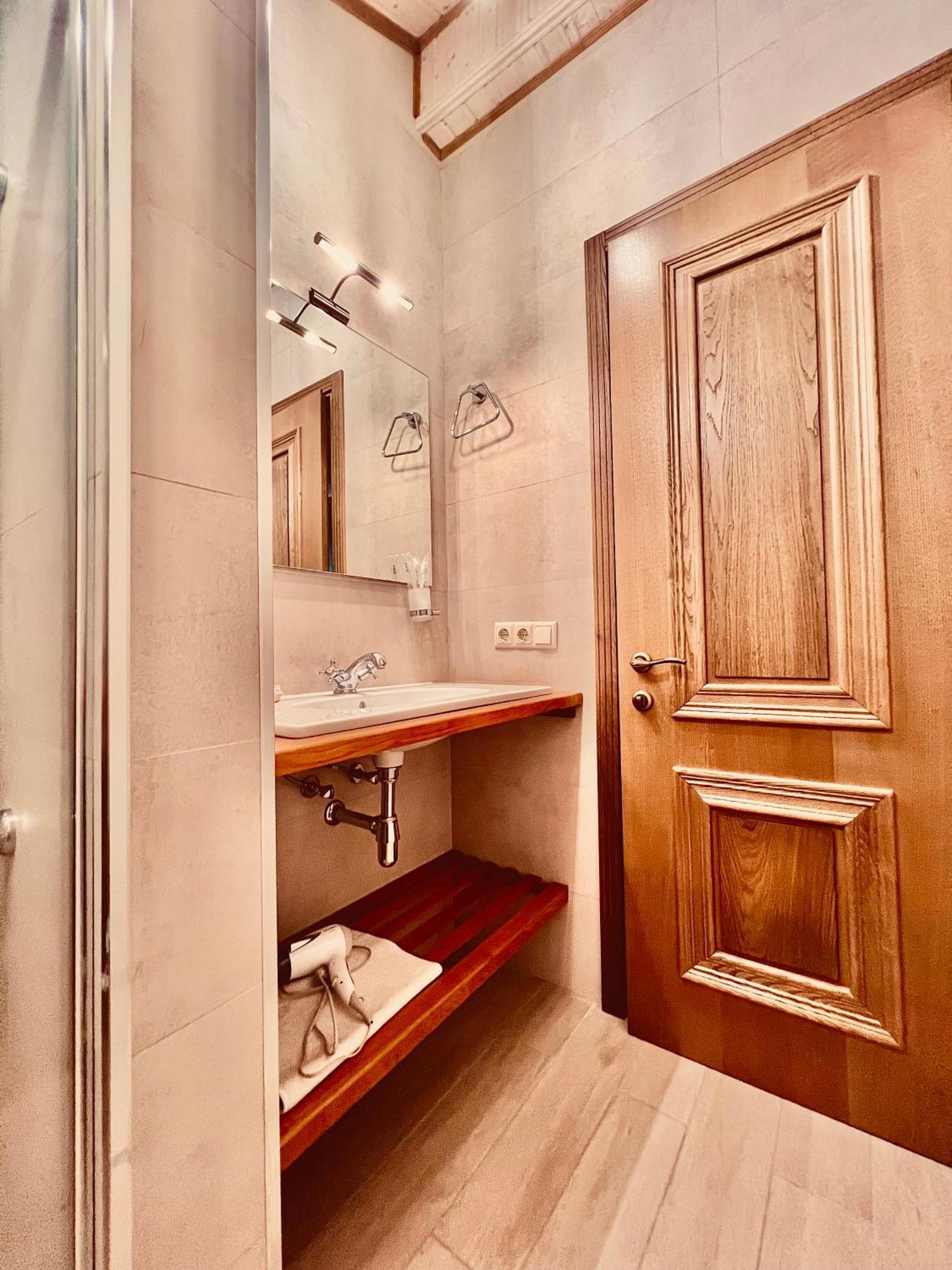 Vinoodor - Ვინოოდორ Hotel Telavi Buitenkant foto